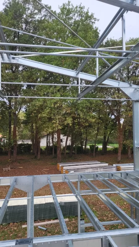 Installation charpente métallique, Coutras, DESJARDINS Construction Métallique