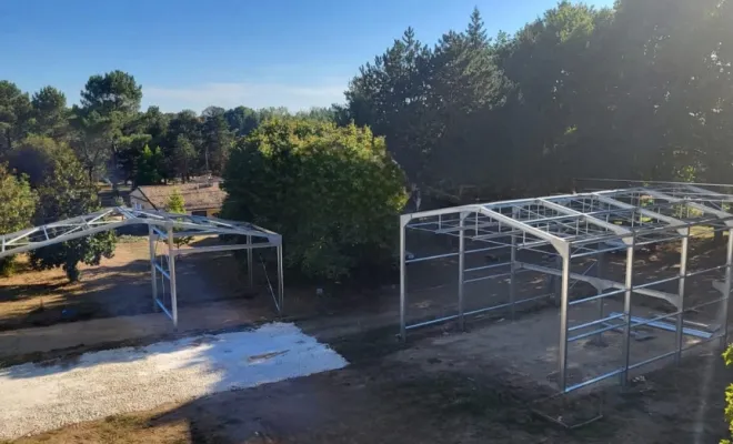 Maison à ossature métallique et bardage en bois composite , proximité de Coutras, DESJARDINS Construction Métallique